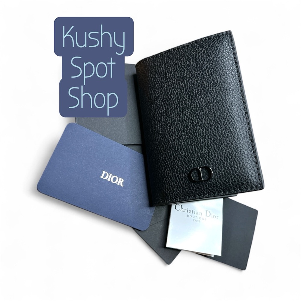 GWP NIB ✨ Dior Black Pebbled Leather Bifold Card Holder w/ Dust bag & Box